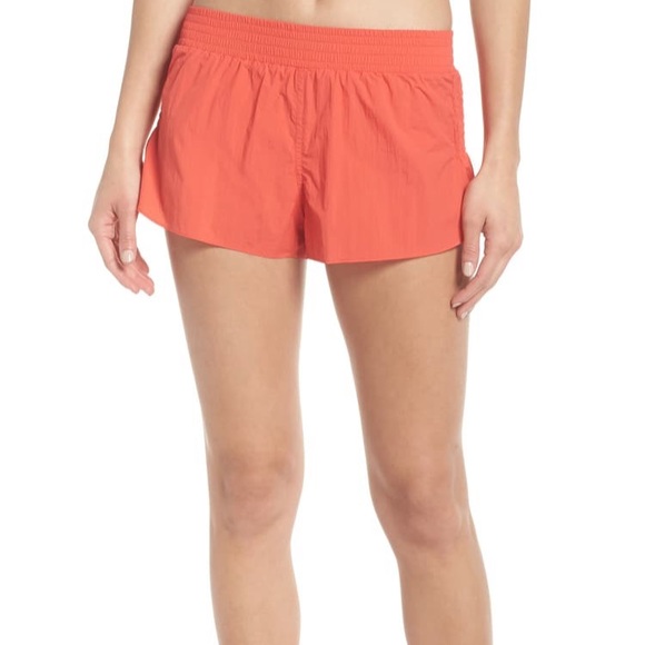 NEW! FREE PEOPLE Fuji Shorts - Picture 2 of 5